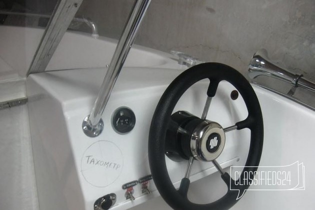 Продаю катер неман 450. С доп. оборудованием в городе Сочи, фото 1, телефон продавца: +7 (918) 352-55-25