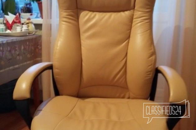 Продам кресло для руководителя в городе Магнитогорск, фото 2, Челябинская область