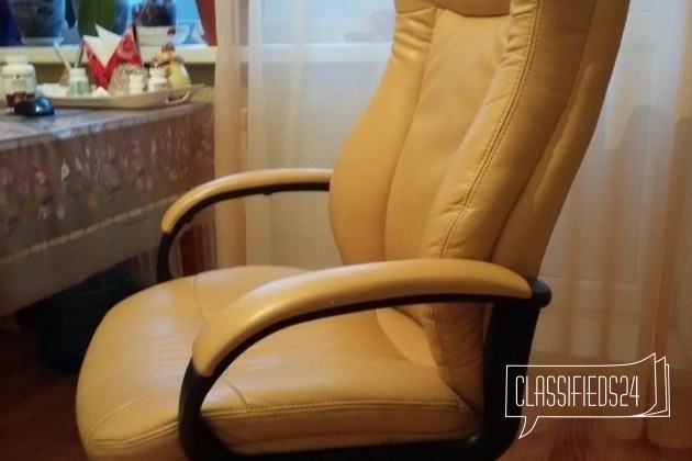 Продам кресло для руководителя в городе Магнитогорск, фото 3, телефон продавца: +7 (961) 576-23-93
