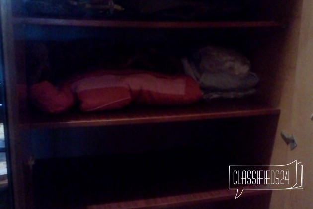 Шкаф для одежды с полками и зеркалами в городе Ульяновск, фото 2, телефон продавца: +7 (902) 212-11-26