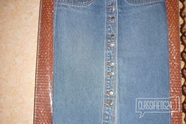 Джинсовую Юбку на кнопках б/у талия 64 см в городе Мурманск, фото 1, стоимость: 300 руб.