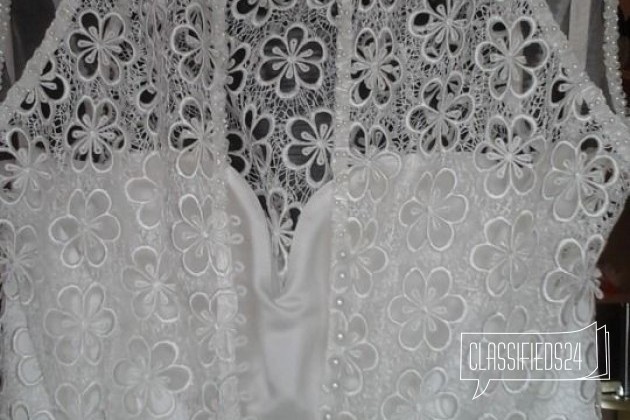 Эксклюзивное свадебное платье в городе Псков, фото 3, стоимость: 13 000 руб.