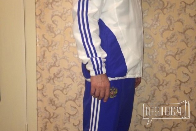 Спортивный костюм в городе Саратов, фото 2, стоимость: 2 500 руб.