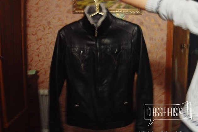 Продам куртку в городе Тутаев, фото 3, телефон продавца: +7 (980) 650-51-07