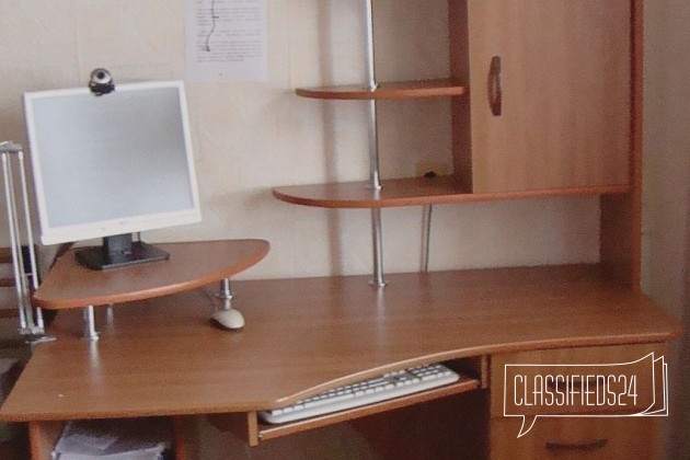 Продам компьютерный стол в городе Тольятти, фото 1, телефон продавца: +7 (905) 305-84-79