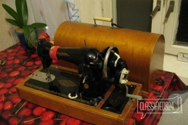 Продам швейную машину в городе Йошкар-Ола, фото 1, телефон продавца: +7 (987) 712-41-04