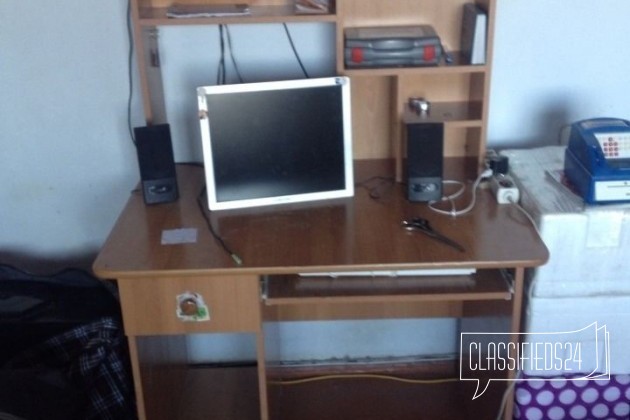 Компьютерный стол в городе Хабаровск, фото 1, телефон продавца: +7 (984) 172-02-67