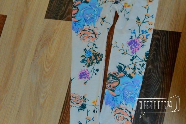 Леггинсы с цветами в городе Барнаул, фото 2, Алтайский край
