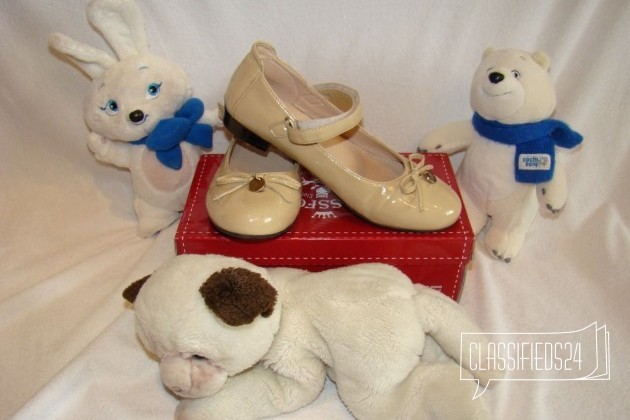Туфли для девочки Chessford в городе Ярославль, фото 1, телефон продавца: +7 (980) 656-62-41