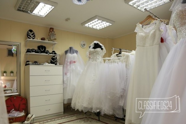Более 100 Новых Свадебных платьев р.38-58 и Шубки в городе Краснодар, фото 5, телефон продавца: +7 (938) 480-24-68