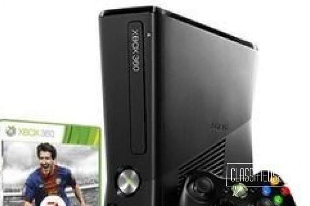 Xbox 360 slim геймпад и диск в городе Новоуральск, фото 1, стоимость: 4 800 руб.