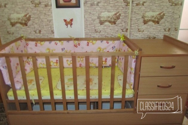 Детская кроватка в городе Майкоп, фото 1, стоимость: 5 500 руб.