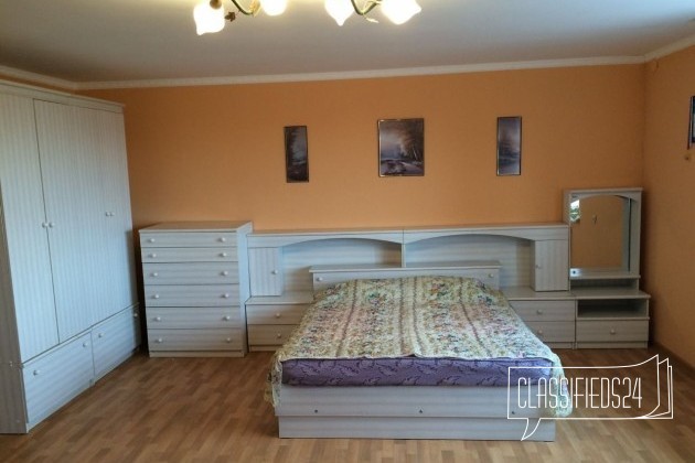 Спальная стенка в городе Оренбург, фото 1, телефон продавца: +7 (919) 869-75-01