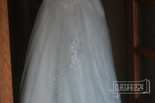 Новое шикарное свадебное платье с этикеткой в городе Омск, фото 2, Свадебные платья