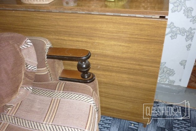Стол раскладной в городе Палласовка, фото 2, Столы и стулья