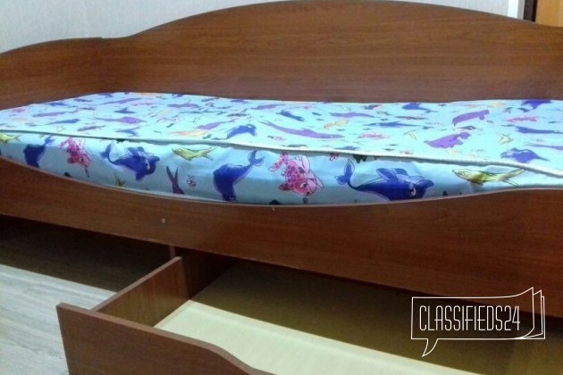 Продам кровать в городе Кострома, фото 1, стоимость: 2 000 руб.