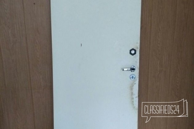 Дверь бу в городе Великий Новгород, фото 1, телефон продавца: +7 (963) 369-67-61