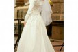 Элегантное платье для стройной невесты (р-р XS) в городе Санкт-Петербург, фото 1, Ленинградская область
