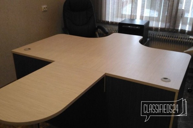 Офисный стол в городе Абакан, фото 1, телефон продавца: +7 (960) 777-83-33