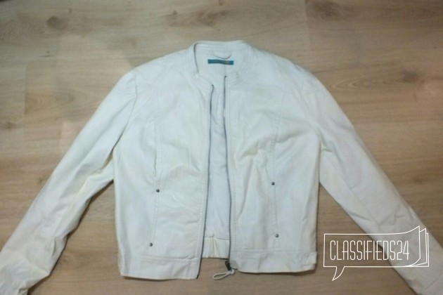 Куртка в городе Белгород, фото 1, стоимость: 800 руб.
