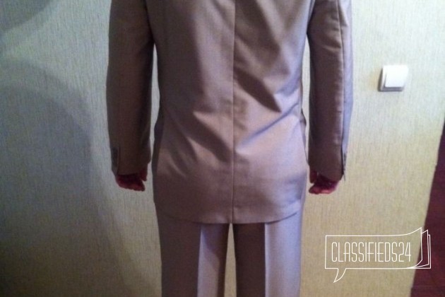 Мужской костюм в городе Кемерово, фото 3, Пиджаки и костюмы