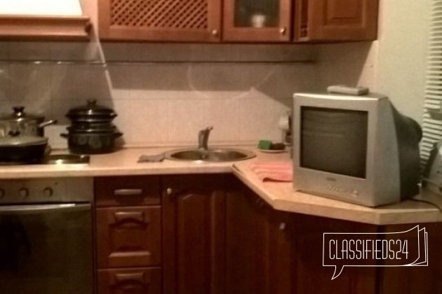 Продам отличную кухню в городе Удомля, фото 1, Кухонные гарнитуры