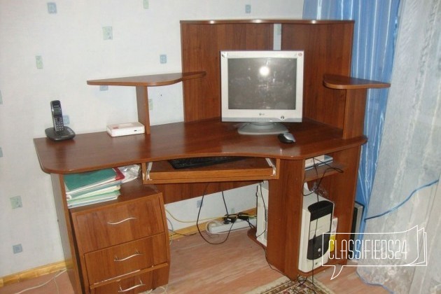 Угловой компьютерный стол в городе Тула, фото 1, Тульская область