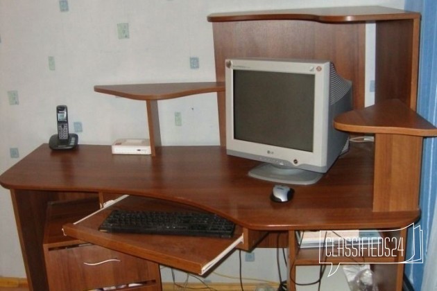 Угловой компьютерный стол в городе Тула, фото 3, стоимость: 4 500 руб.