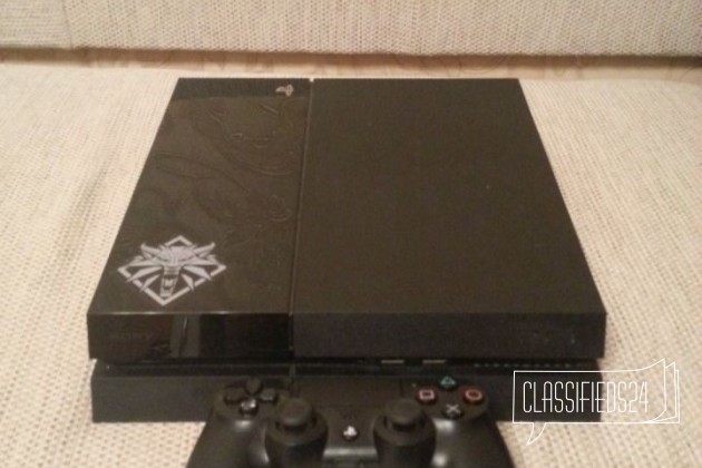 Sony PlayStation 4 500Гб в городе Тюмень, фото 1, телефон продавца: +7 (912) 382-78-80