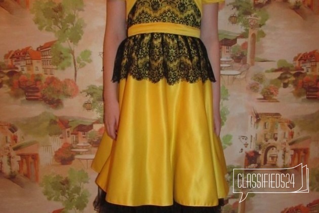 Красивое платье и туфли на девочку 10-12 лет в городе Балахна, фото 1, Нижегородская область