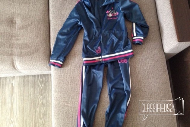 Продам Спортивный костюм для девочки в городе Чита, фото 1, Забайкальский край