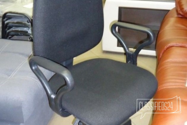 Кресло компьютерное в городе Мурманск, фото 2, Компьютерные столы и кресла