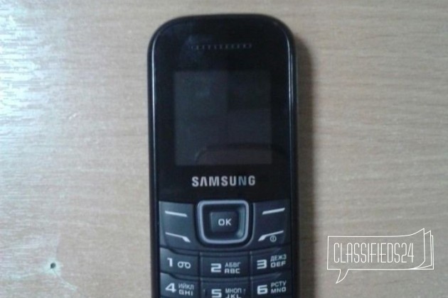 Samsung 1200r в городе Екатеринбург, фото 1, стоимость: 450 руб.