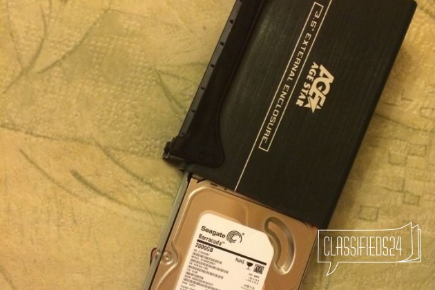Жесткий диск seagate 2tb + контейнер для жесткого в городе Калуга, фото 2, Жесткие диски (HDD и SSD)