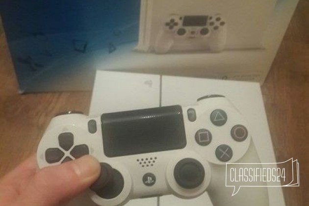 PS4 500GB White идеальное состояние в городе Златоуст, фото 1, Игровые приставки