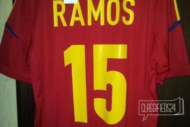 Футбольная форма сборной Испании (Серхио Рамос 15) в городе Москва, фото 3, телефон продавца: +7 (926) 624-03-54