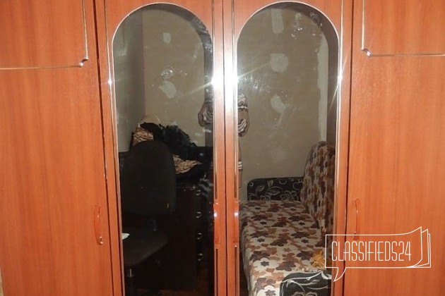 Шкаф С зеркалом бу в городе Скопин, фото 1, стоимость: 7 000 руб.