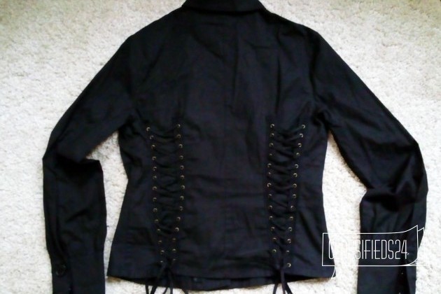 Черная блуза с корсетными завязками сзади в городе Санкт-Петербург, фото 2, телефон продавца: +7 (952) 369-41-29