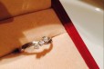 Элегантное кольцо с тремя бриллиантами в городе Екатеринбург, фото 3, стоимость: 35 000 руб.