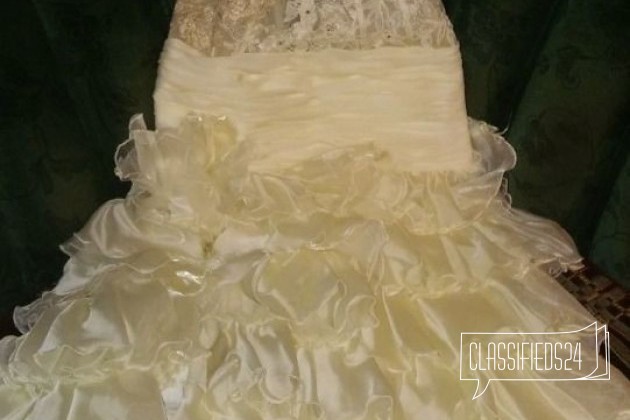 Свадебное платье в городе Белгород, фото 1, стоимость: 8 000 руб.