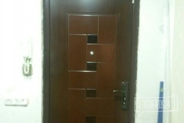 Дверь металлическая входная б/у в городе Волгоград, фото 1, телефон продавца: +7 (909) 382-89-09