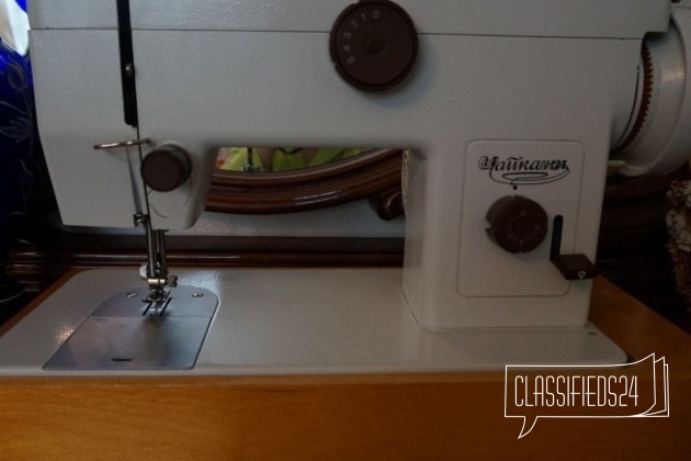 Швейная машинка Чайка-134 в городе Москва, фото 2, стоимость: 3 500 руб.