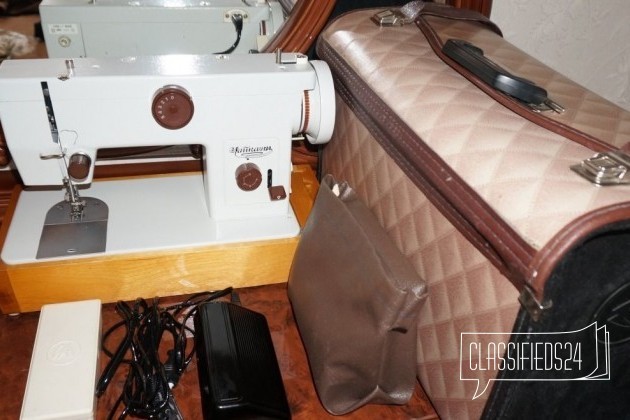 Швейная машинка Чайка-134 в городе Москва, фото 5, телефон продавца: +7 (906) 737-42-35