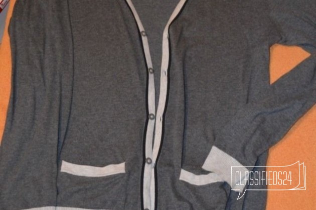 Мужские рубашки и кофта тонкая в городе Тюмень, фото 1, телефон продавца: +7 (912) 385-66-84