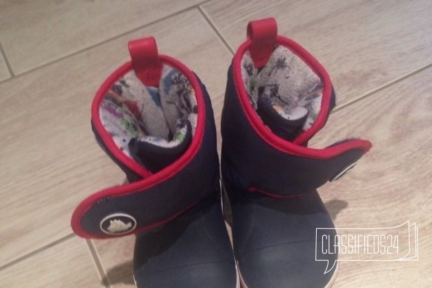 Продам сапожки crocs в городе Звенигород, фото 1, Обувь для мальчиков