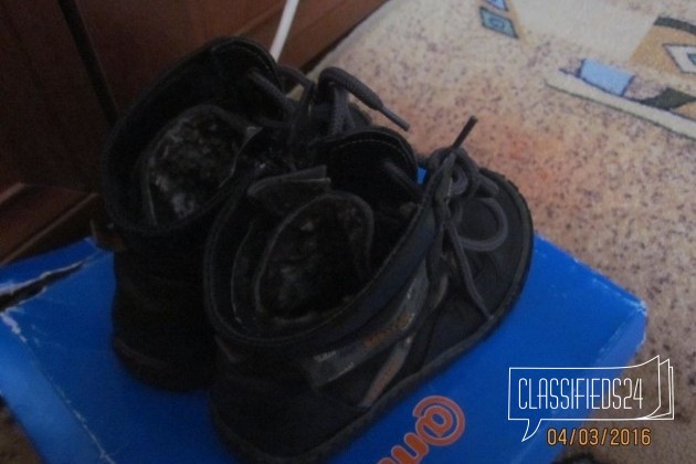 Демисезонные сапожки в городе Челябинск, фото 1, Обувь для мальчиков