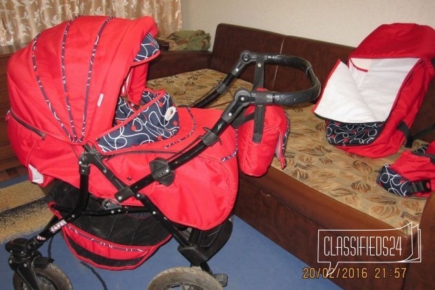 Детская коляска в городе Медвежьегорск, фото 1, телефон продавца: +7 (921) 010-12-91