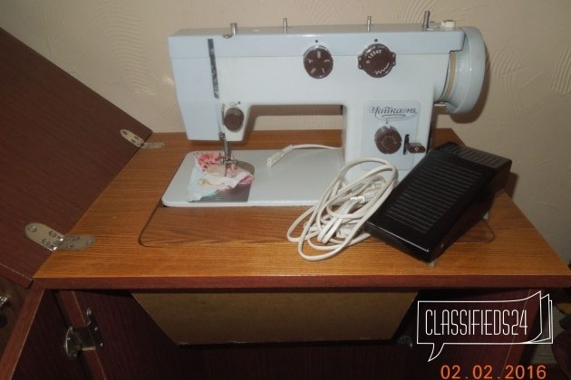 Швейная машинка Чайка 143 в городе Курган, фото 1, стоимость: 3 000 руб.