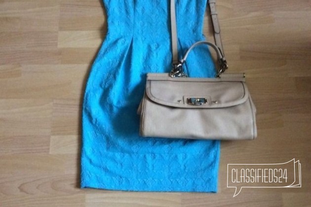 Платье голубое в городе Ярославль, фото 1, стоимость: 1 600 руб.