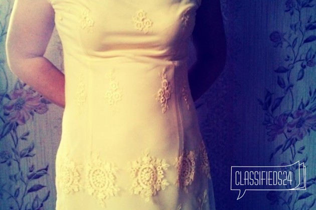 Желтое красивое платье в городе Оренбург, фото 1, телефон продавца: +7 (905) 893-01-13